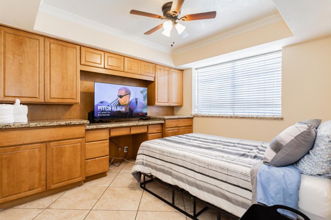 The Vegas Escape - Near The Airport/Strip With Pool Vila Las Vegas Exterior foto