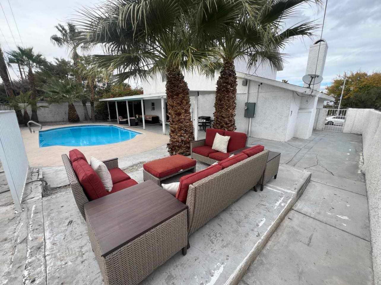 The Vegas Escape - Near The Airport/Strip With Pool Vila Las Vegas Exterior foto
