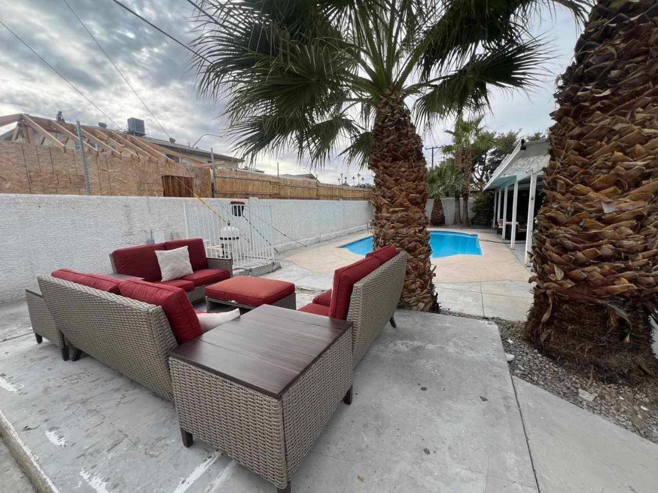 The Vegas Escape - Near The Airport/Strip With Pool Vila Las Vegas Exterior foto